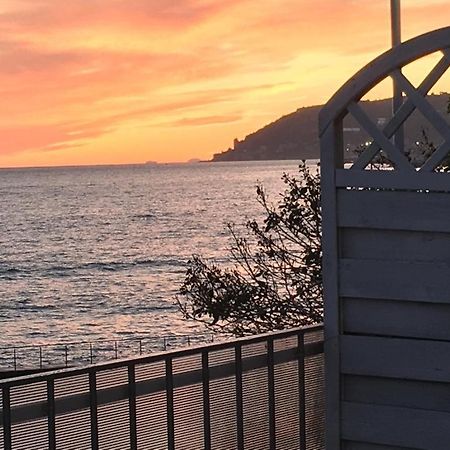 Perfect Wave A 10 M Dal Mare Apartment Sanremo Exterior photo